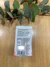 Load image into Gallery viewer, Thorntons Classic Strawberries And Cream Bag