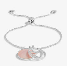 Load image into Gallery viewer, Joma Perla Pink Mother Of Pearl Heart Bracelet
